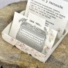 Invitación maleta con máquina de escribir