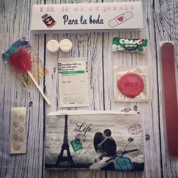 Kit de emergencia para la boda con preservativo
