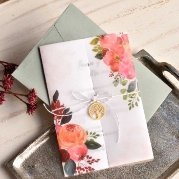 Invitación funda papel vegetal con flores